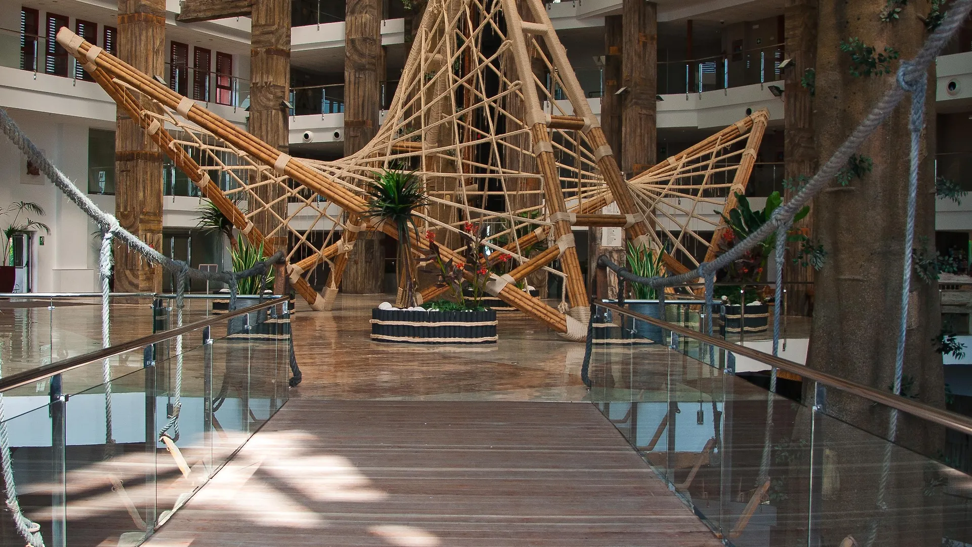 Holiday World Polynesia Benalmádena Ισπανία